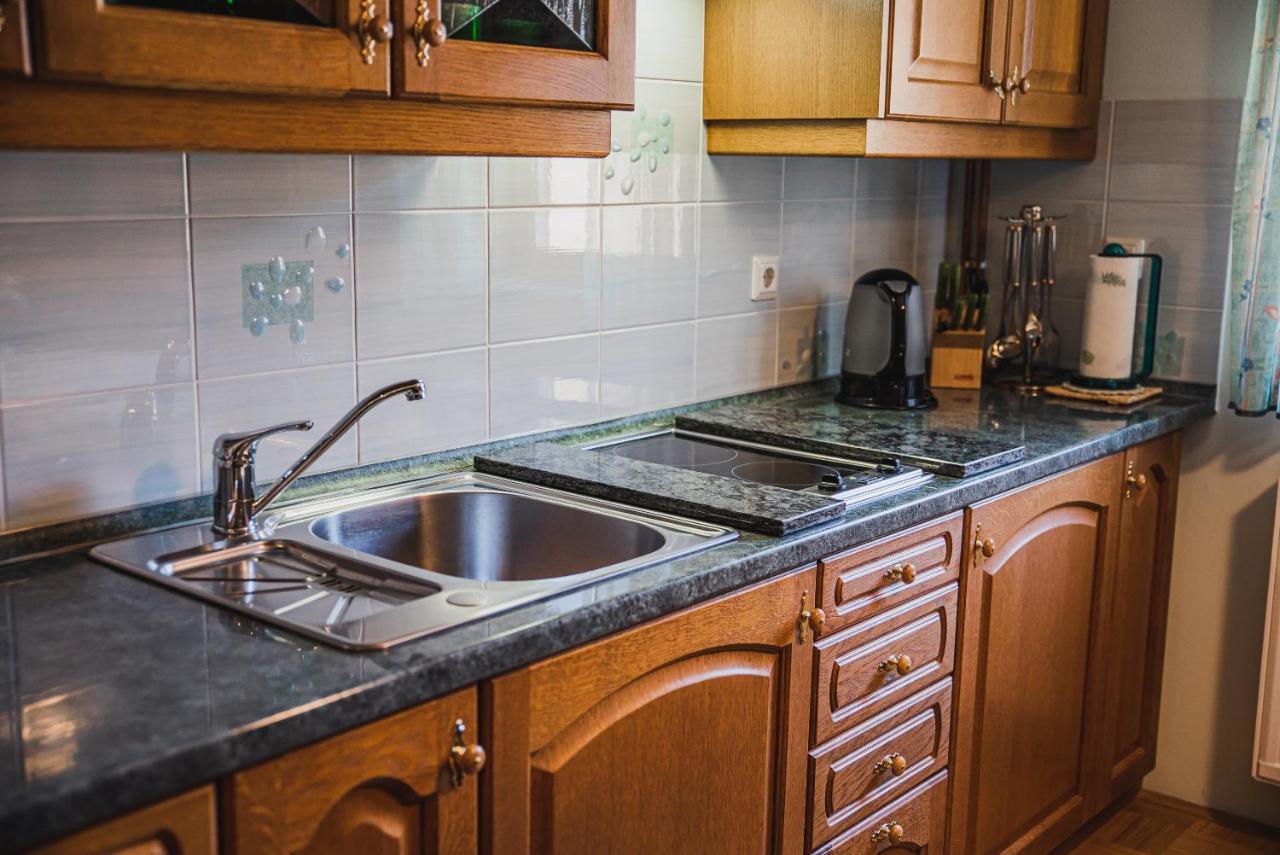 Homestay Kocka Згорнье-Езерско Экстерьер фото